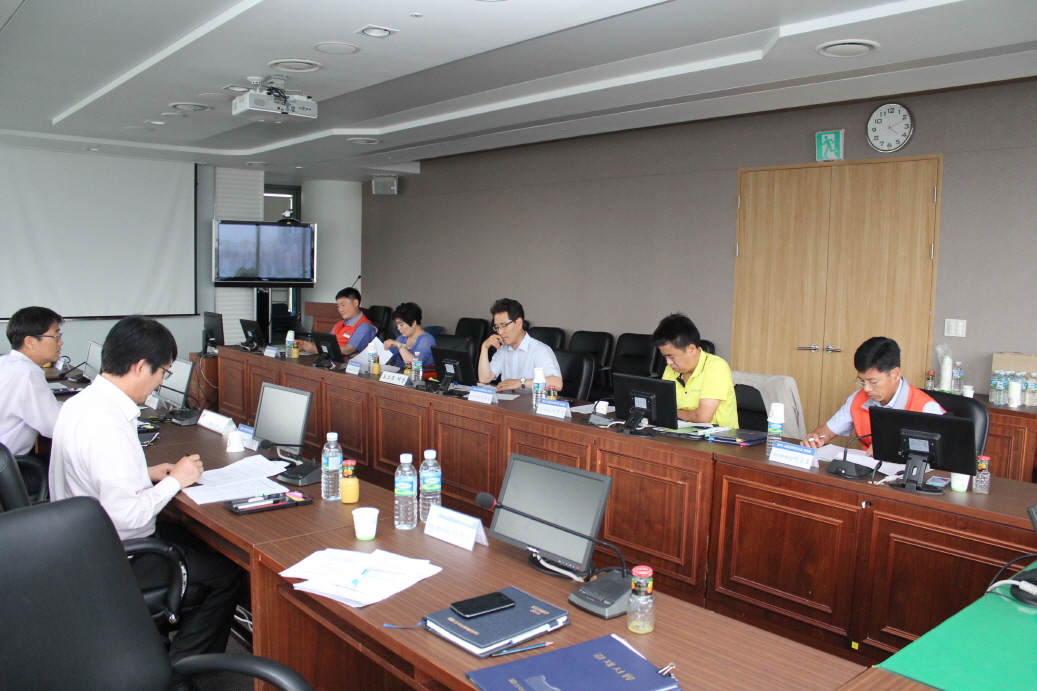 130611-제2차 사내복지기금 협의회 진행.jpg